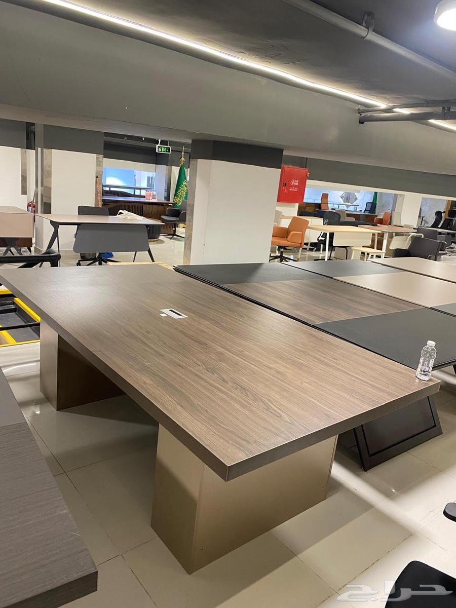 Meeting Tables64347500336257114