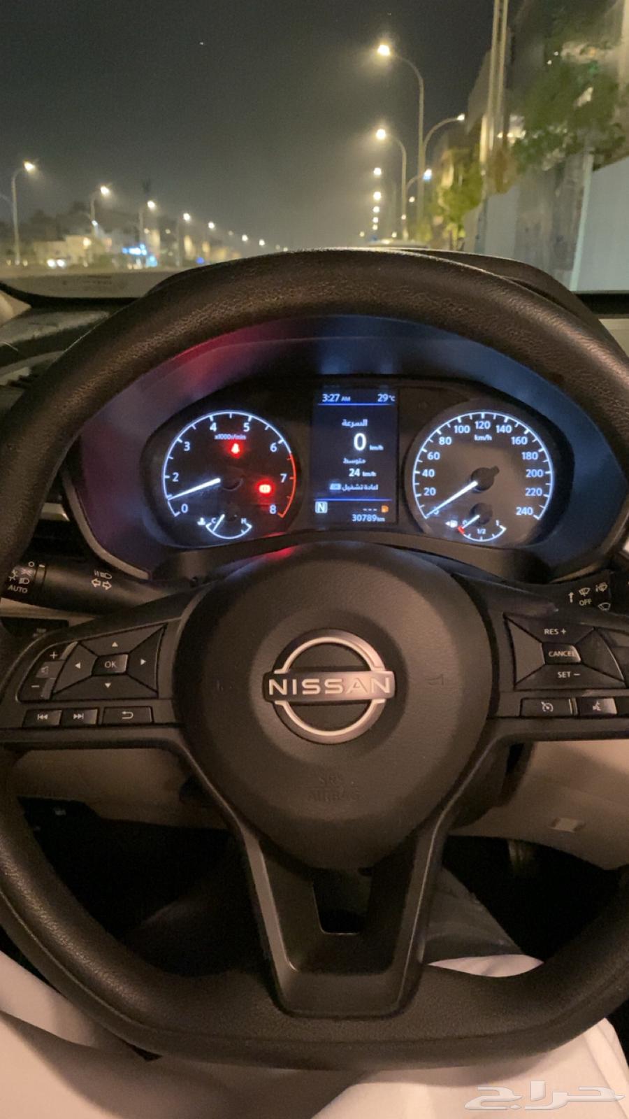 نيسان التيما64494666694530112