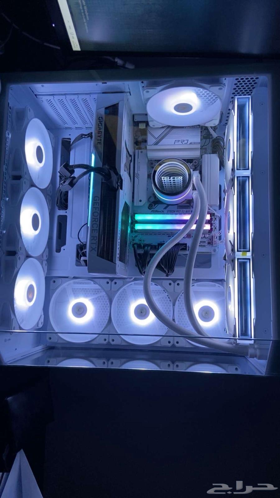 بي سي 507064360944208899113