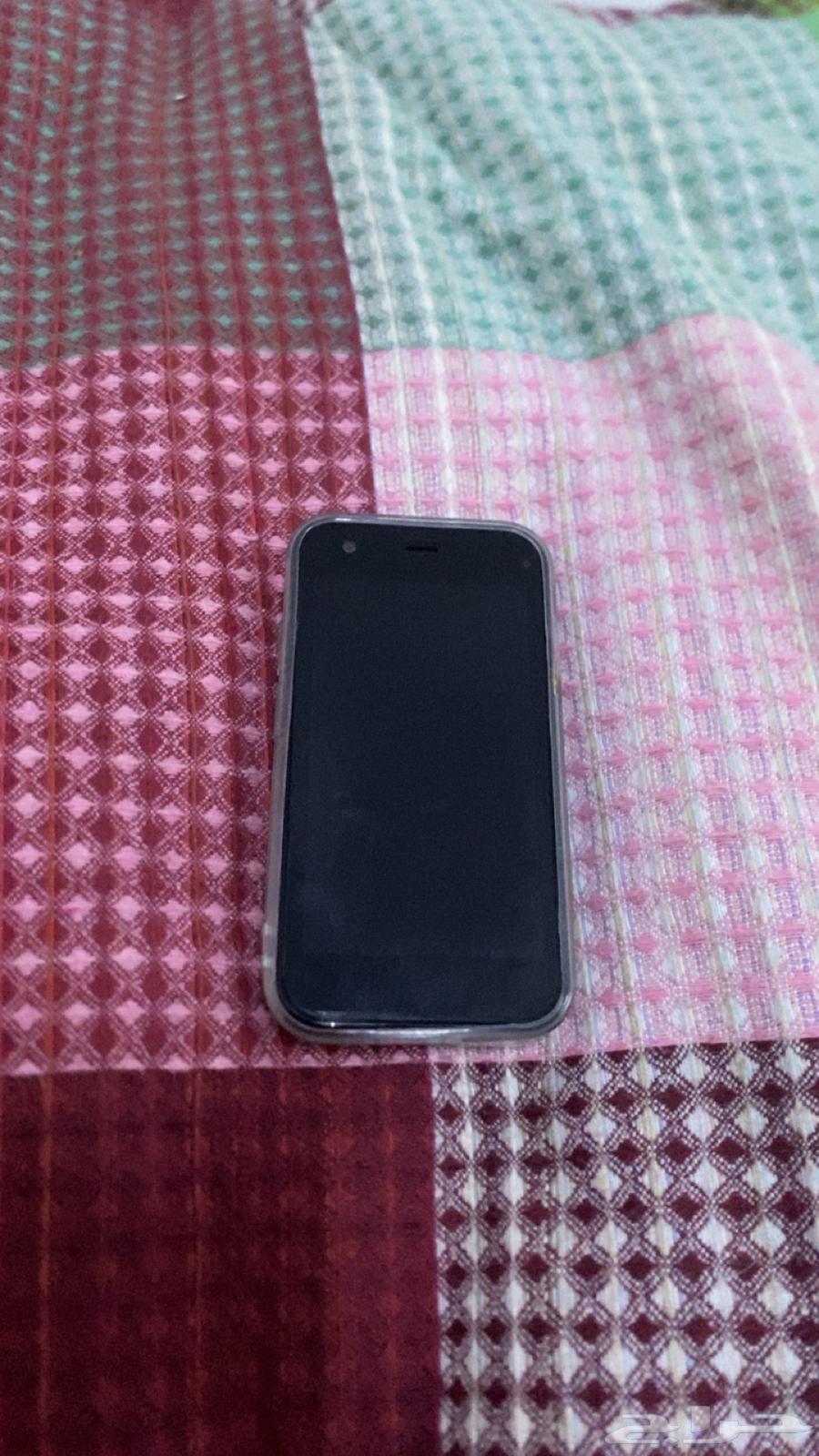 Small phone for sale, clean, nothing wrong with it64359015744514111