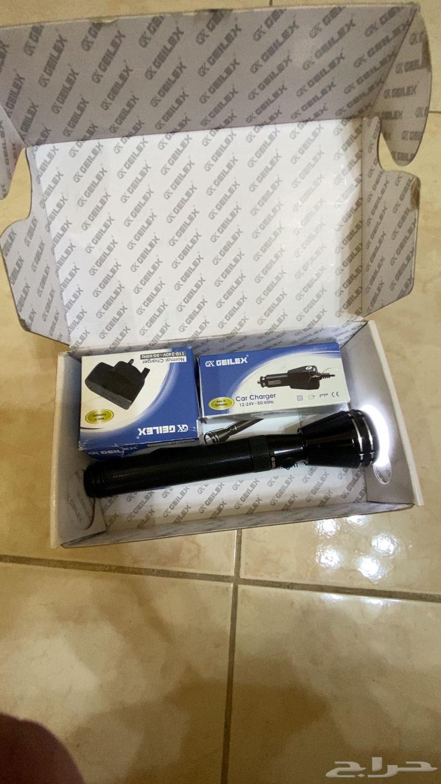 كشاف الماني شغال للبيع64359203503746111