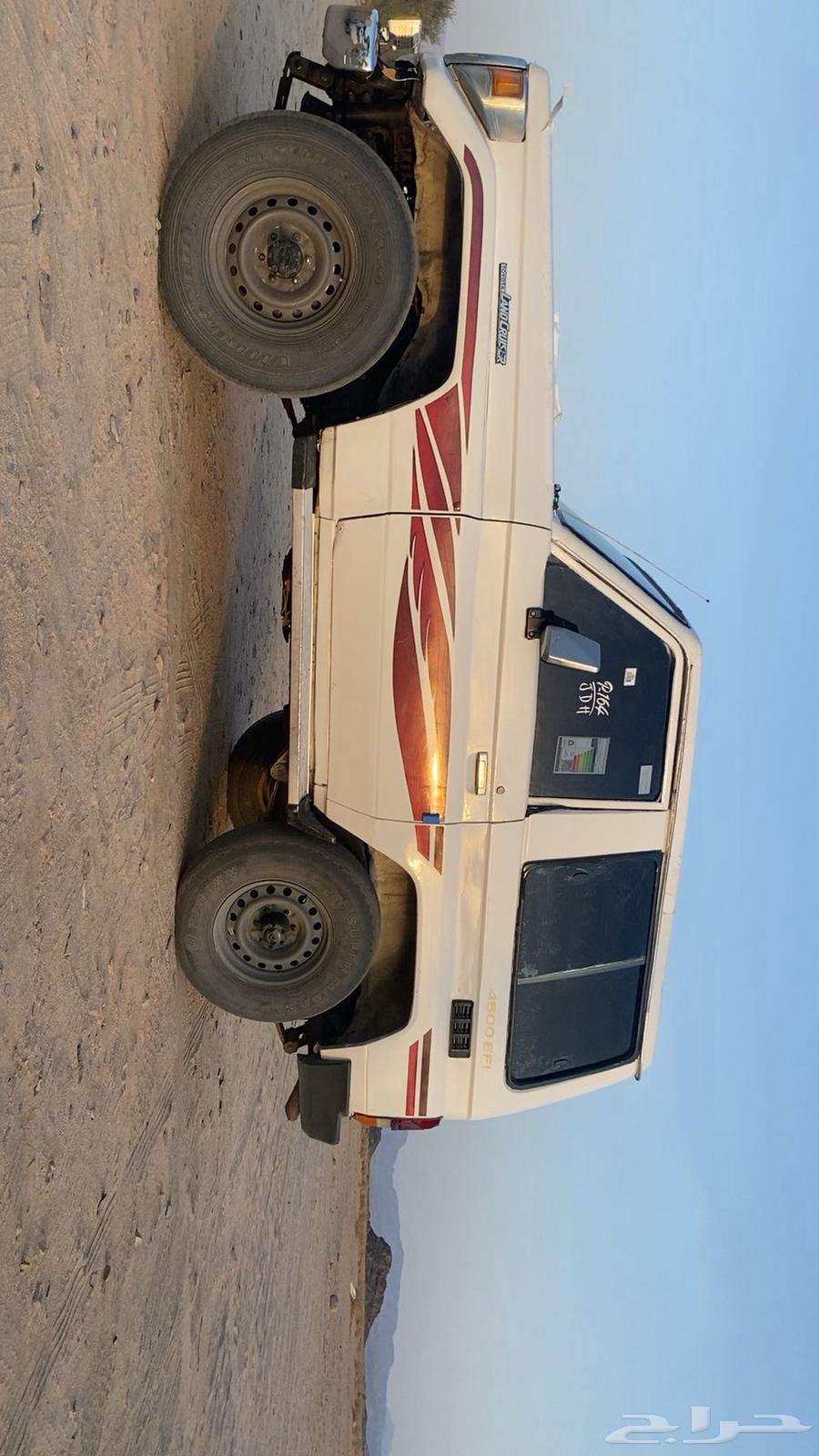 جيب ربع موديل9764504420280195110