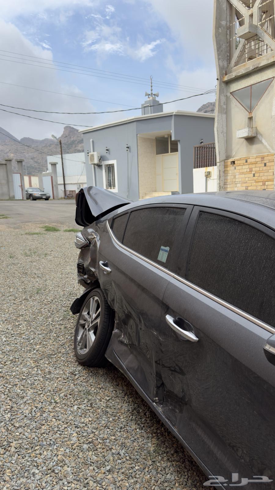 2018 Elantra Shocked64505875261569110