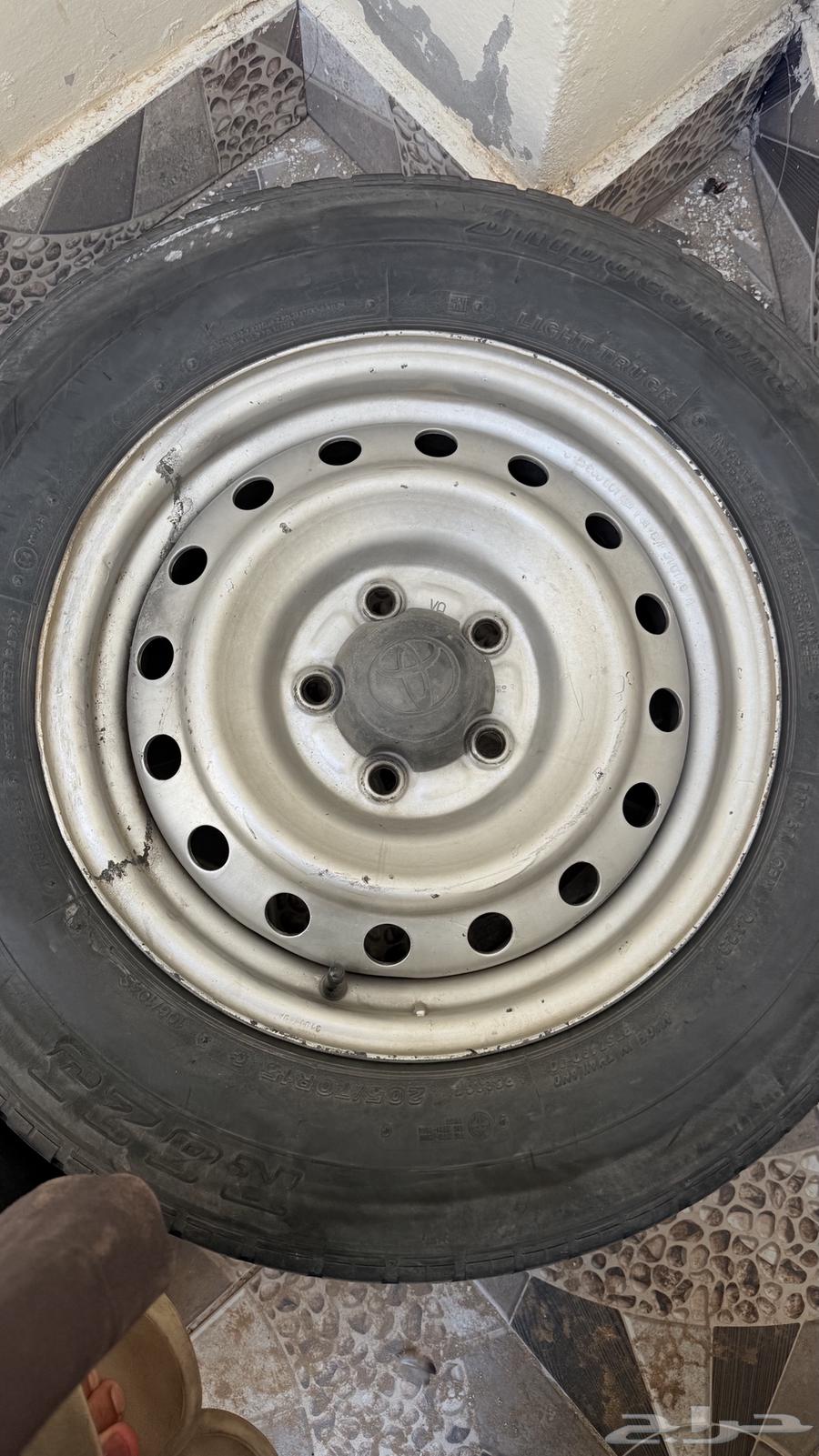 جنوط و كفرات هايلكس مقاس 1564500077709314113