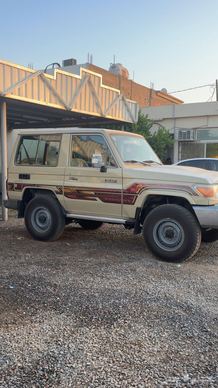 جيب ربع64507612884098111