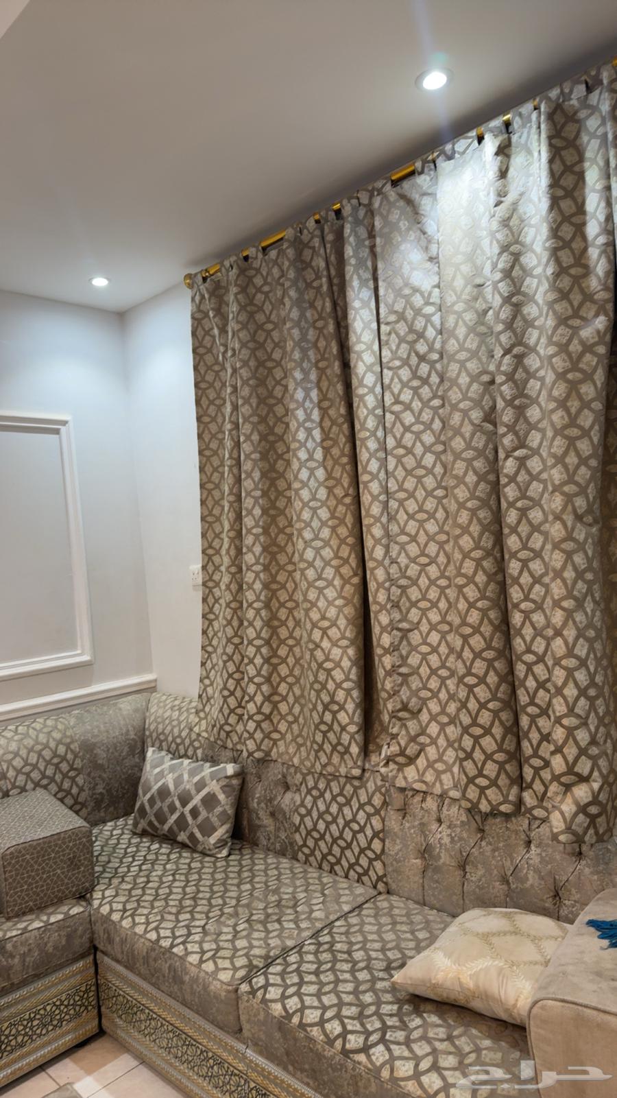 كنب مجلس للبيع64360754642946112