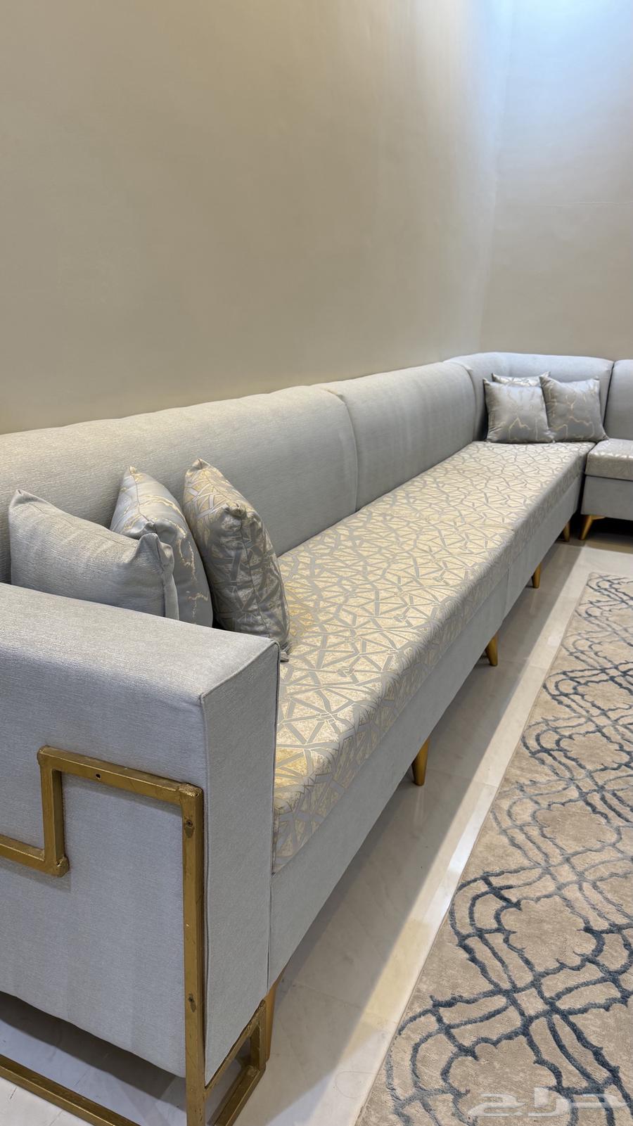 كنب نظيف استعمل جدا  قليل64358322850177113