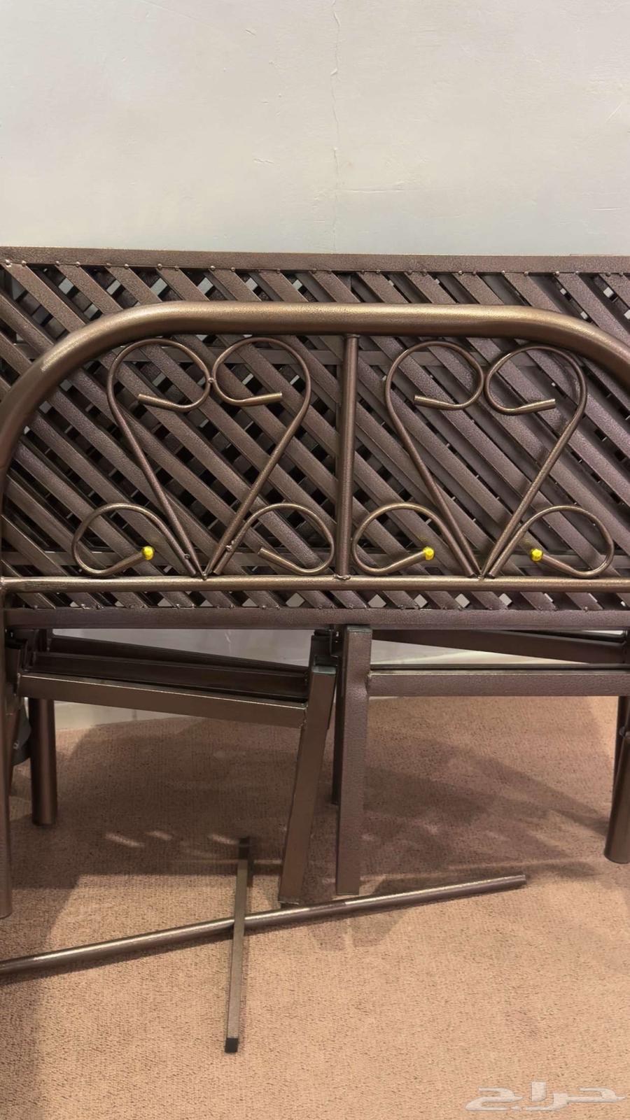 كرسي مكسور للبيع اي سعر يجيني أبيعه64355523069826111