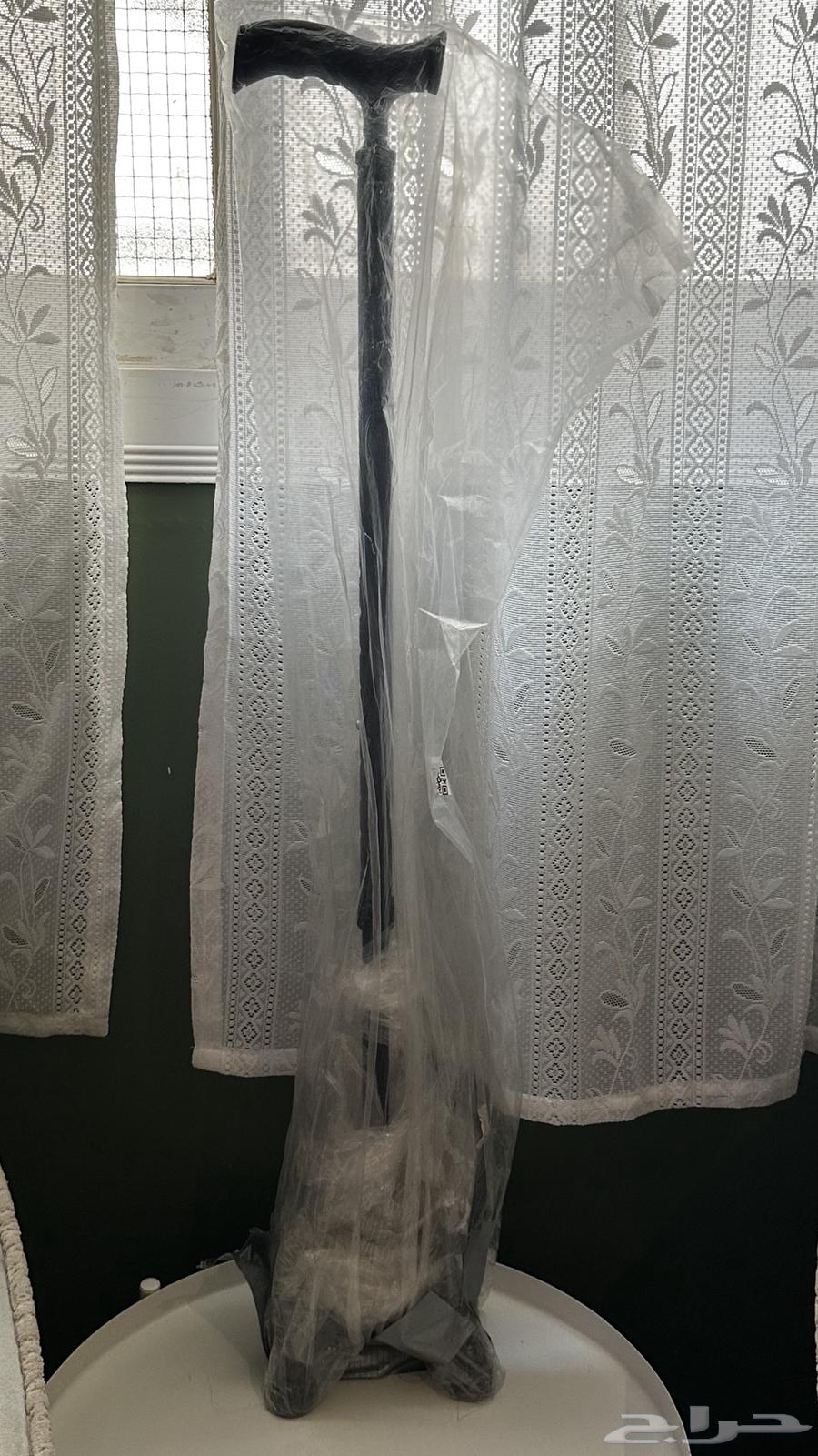 عكاز طبي جديد64359647957761111