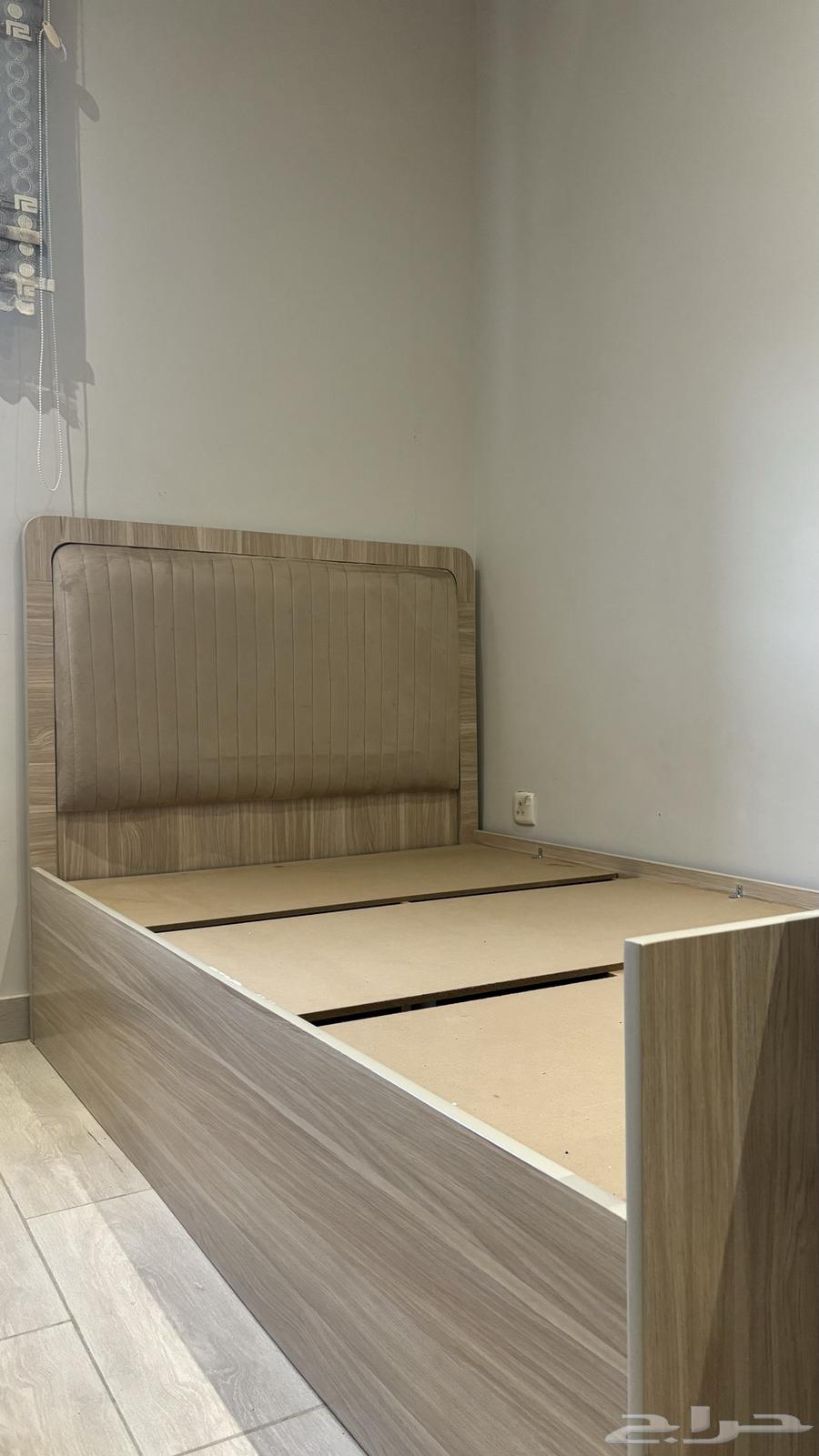 سرير للبيع غير مستعمل64357026736001111