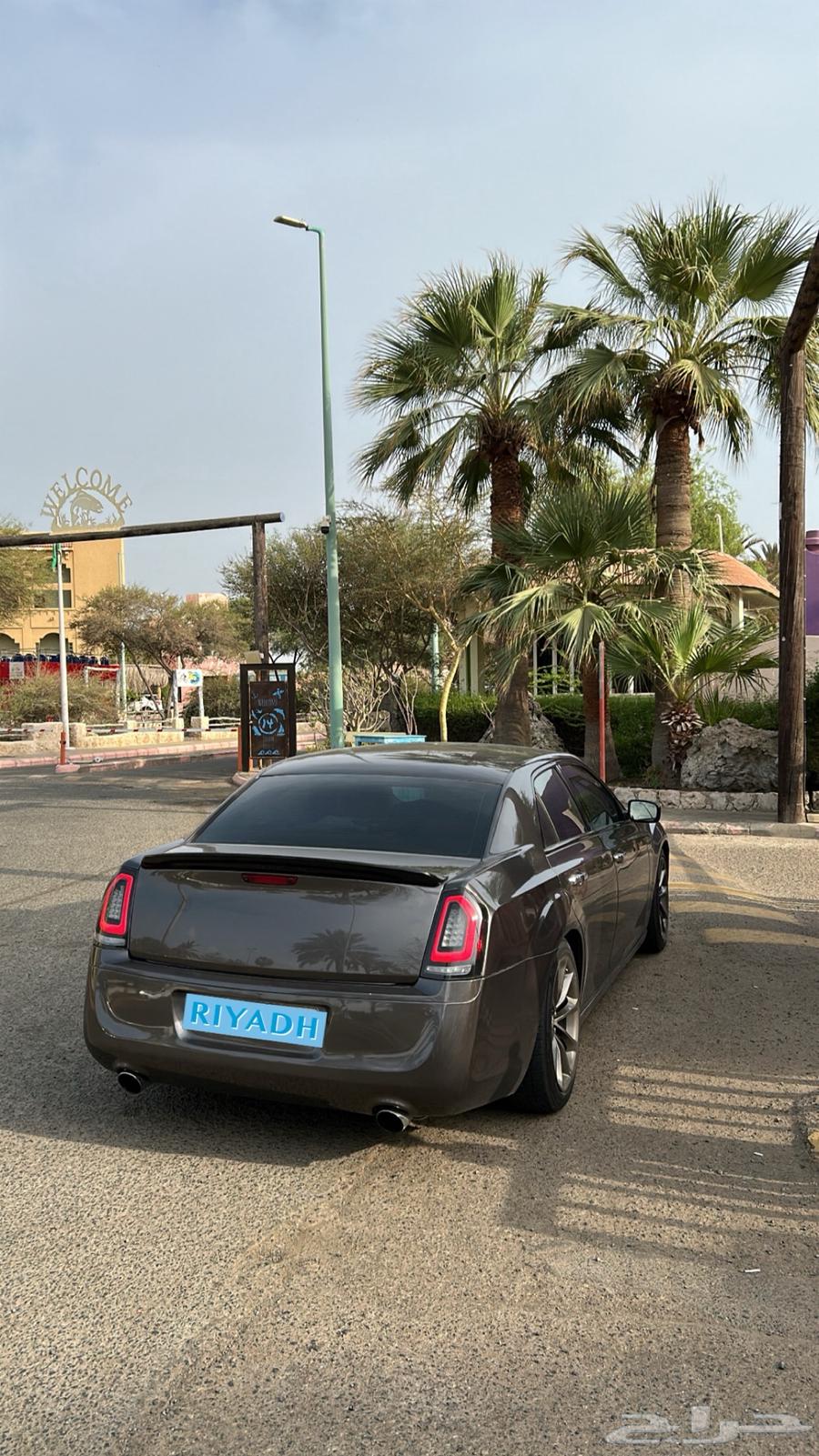 اصطبات اسطبات كرايسلر للبيع او البدل ب اصطبات الوكاله64497924703746110