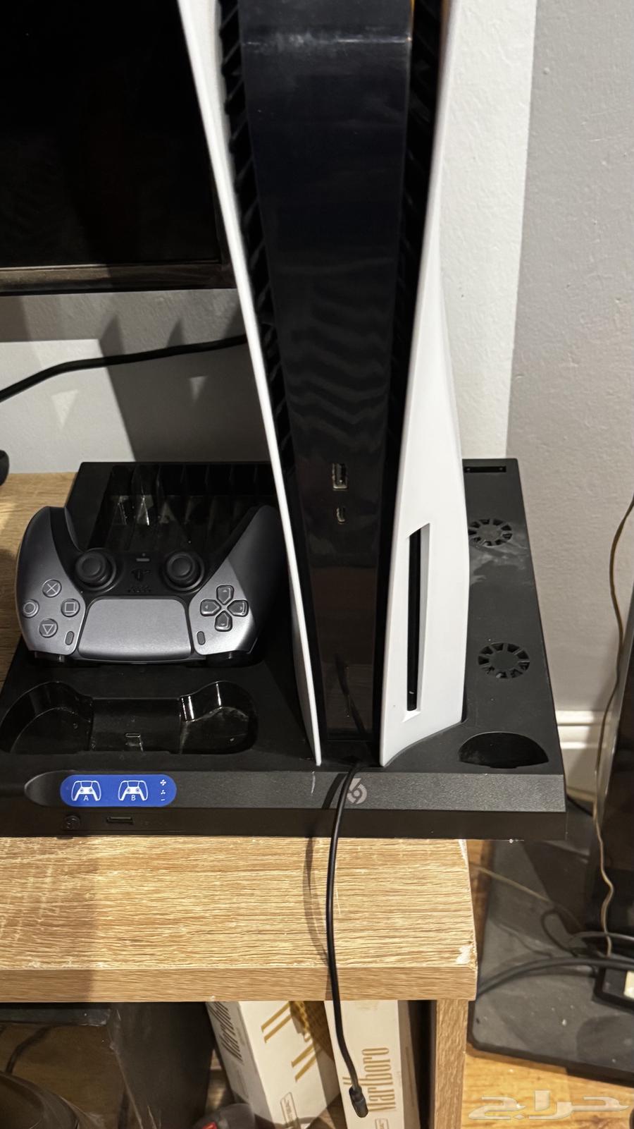 PlayStation 5 clean and like new with 825GB memory capacity64350009177985110