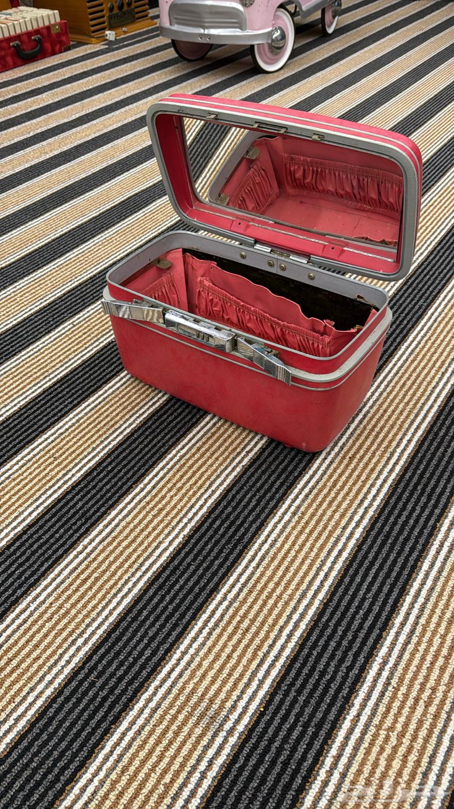 شنطه آلعروس قديمه64361385542275112