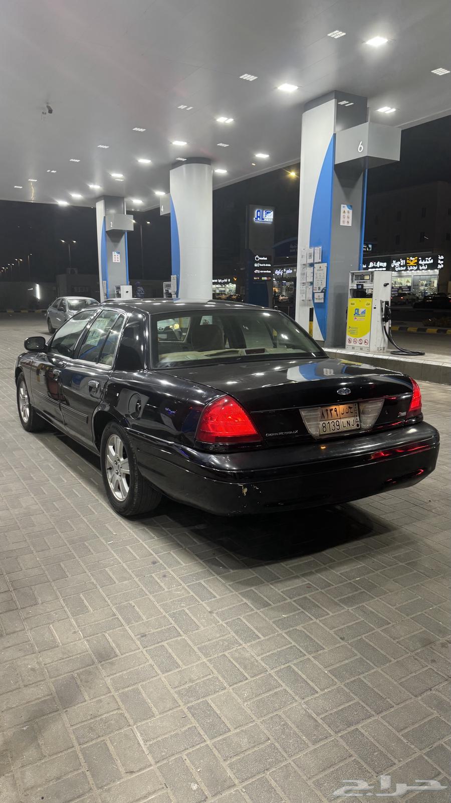 فورد فكتوريا للبيع 201164506830536066110