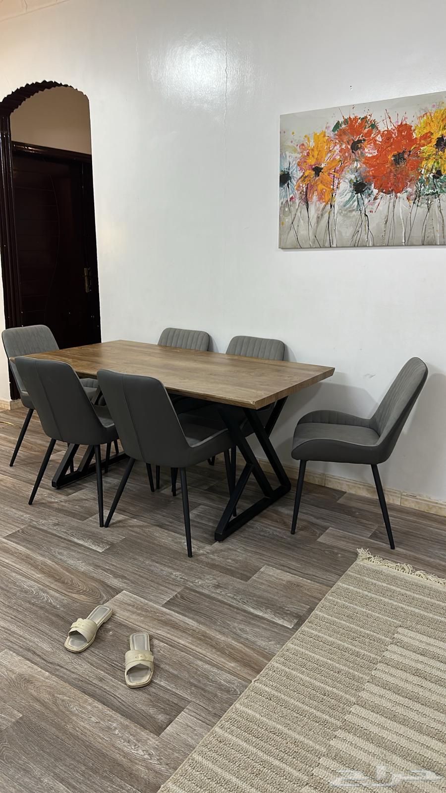 طاوله للبيع خشبيه و6 كراسي64361983369474111