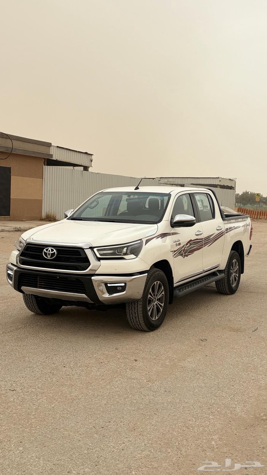 للبيع تايوتا هايلوكس 2024 ديزل64499451196033111