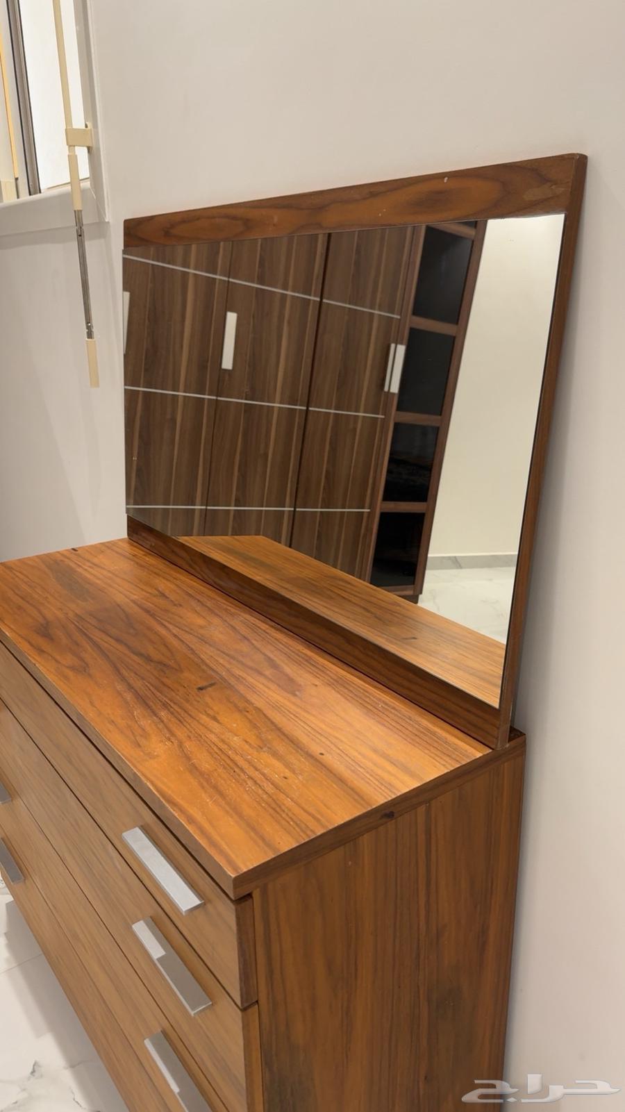 غرفة نوم استخدام نظيف64356179785347113