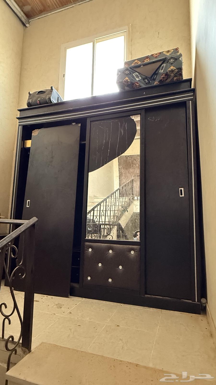 دواليب للبيع64356704512002110