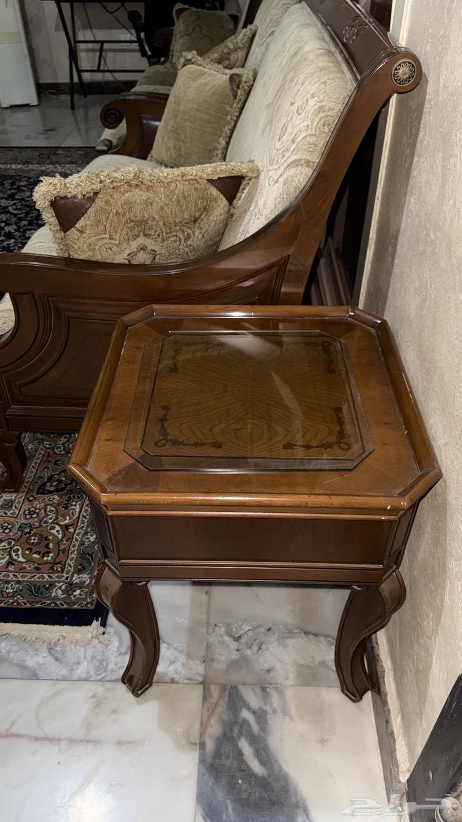 كنب64361165780099111