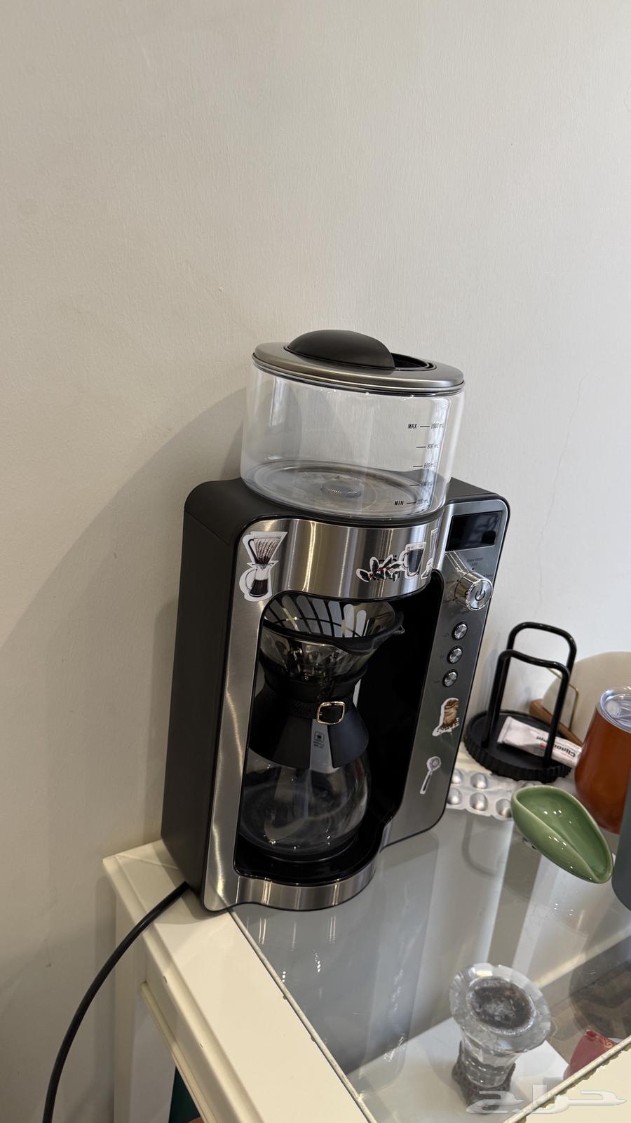 Automatic v60 machine that makes coffee by itself64362333147779110