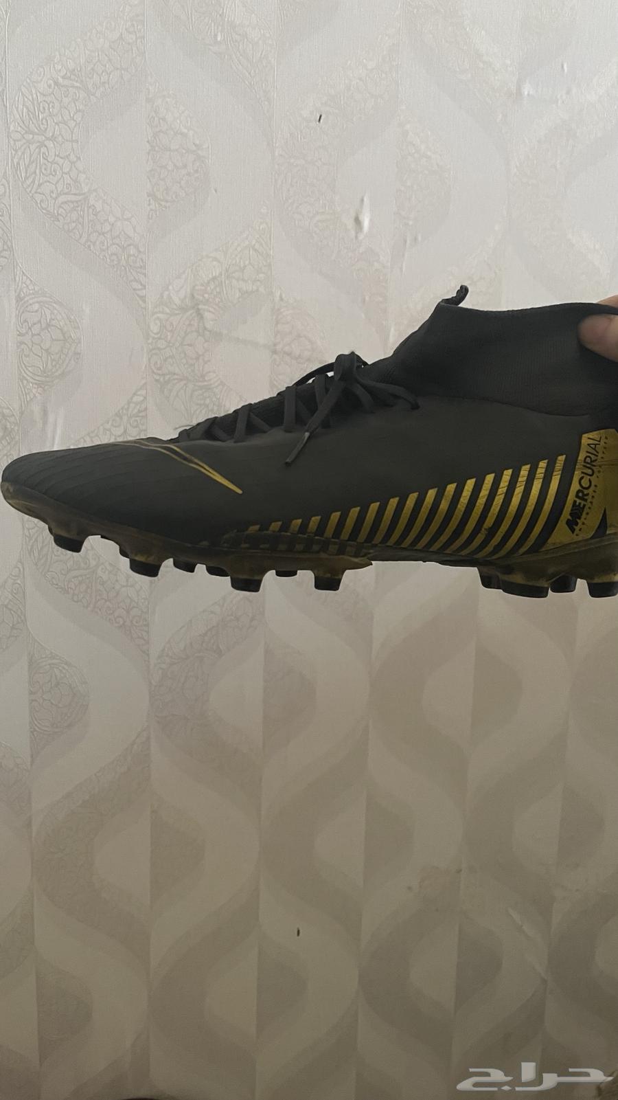 شوزات رياضيه من نايك واديداس مقاس 4564353391981185112