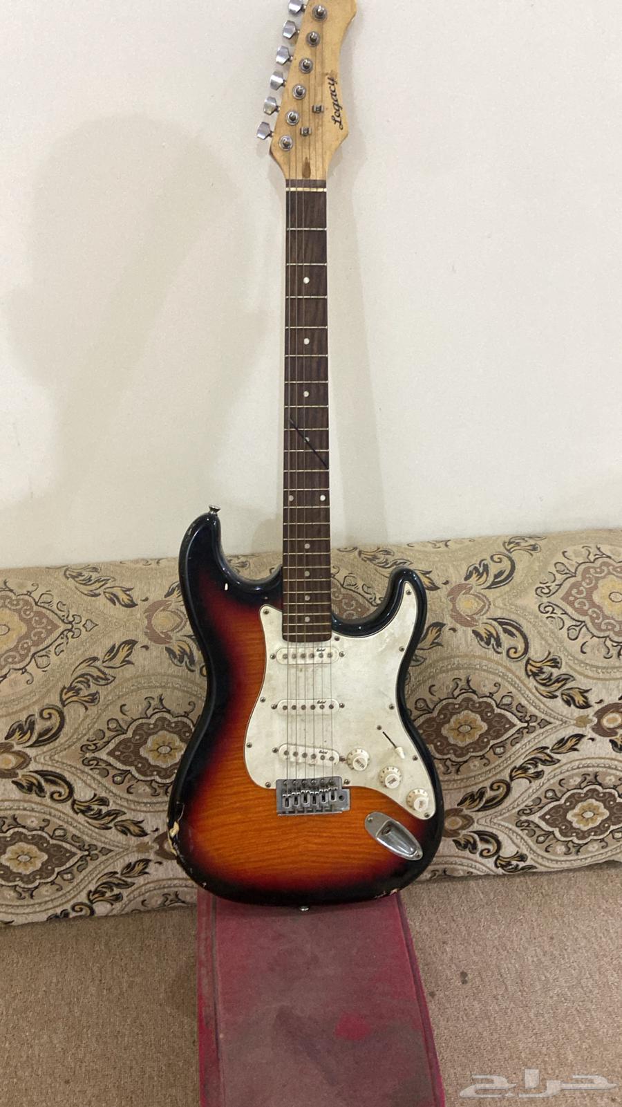 اله جيتار موسيقيه64359403215361110