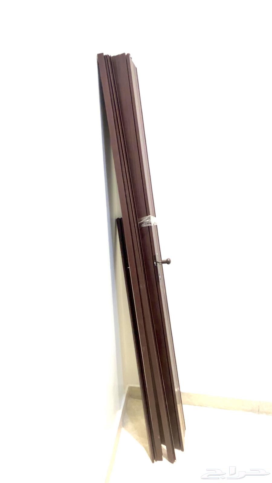 باب سحب مستعمل نظيف جدا64352122137345110