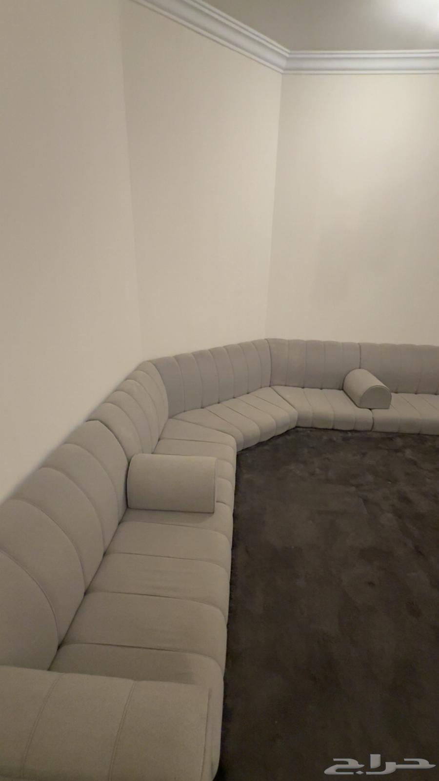 مجلس عربي فخم للبيع64354519432961112