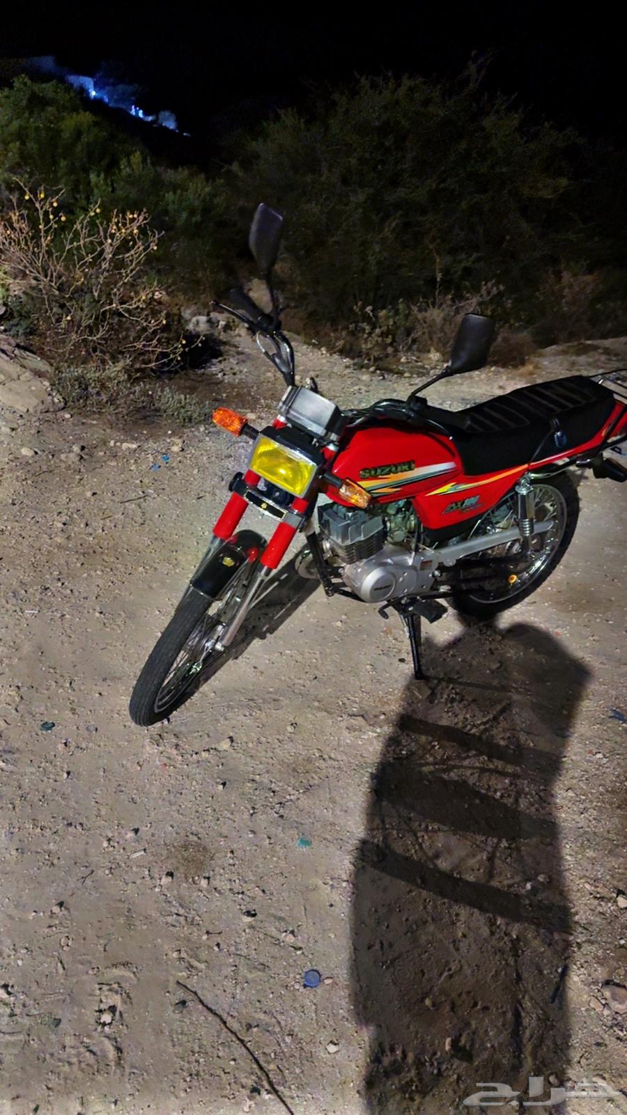 Hello, I have a clean X motorcycle, price up to 2300, and the sale is near.64493989347971112