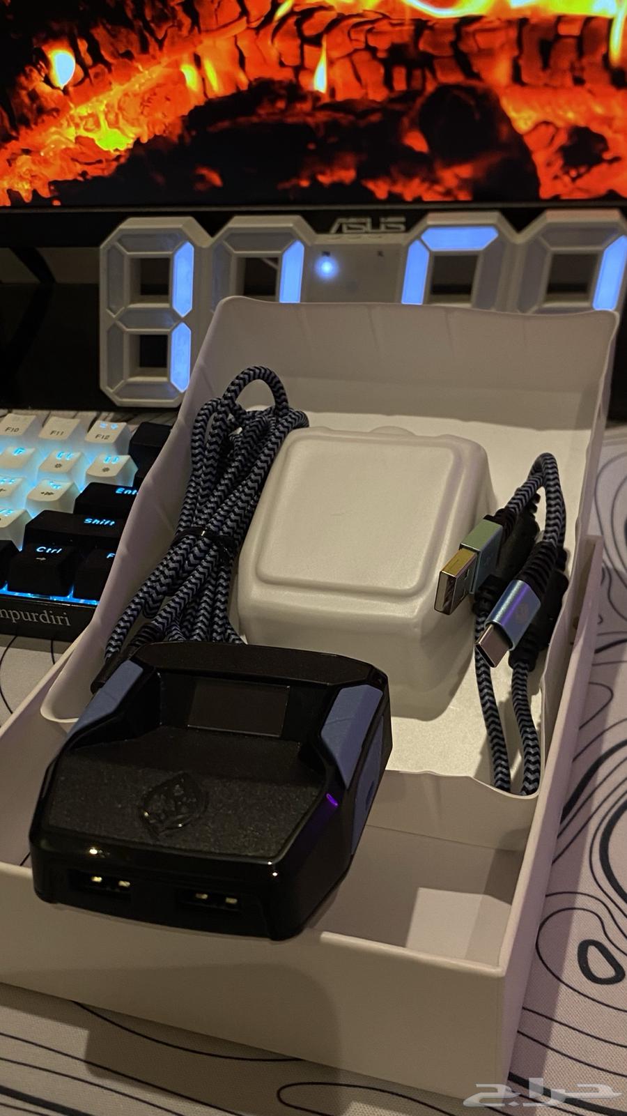 Cronus Zen device with all its accessories64349697919107112