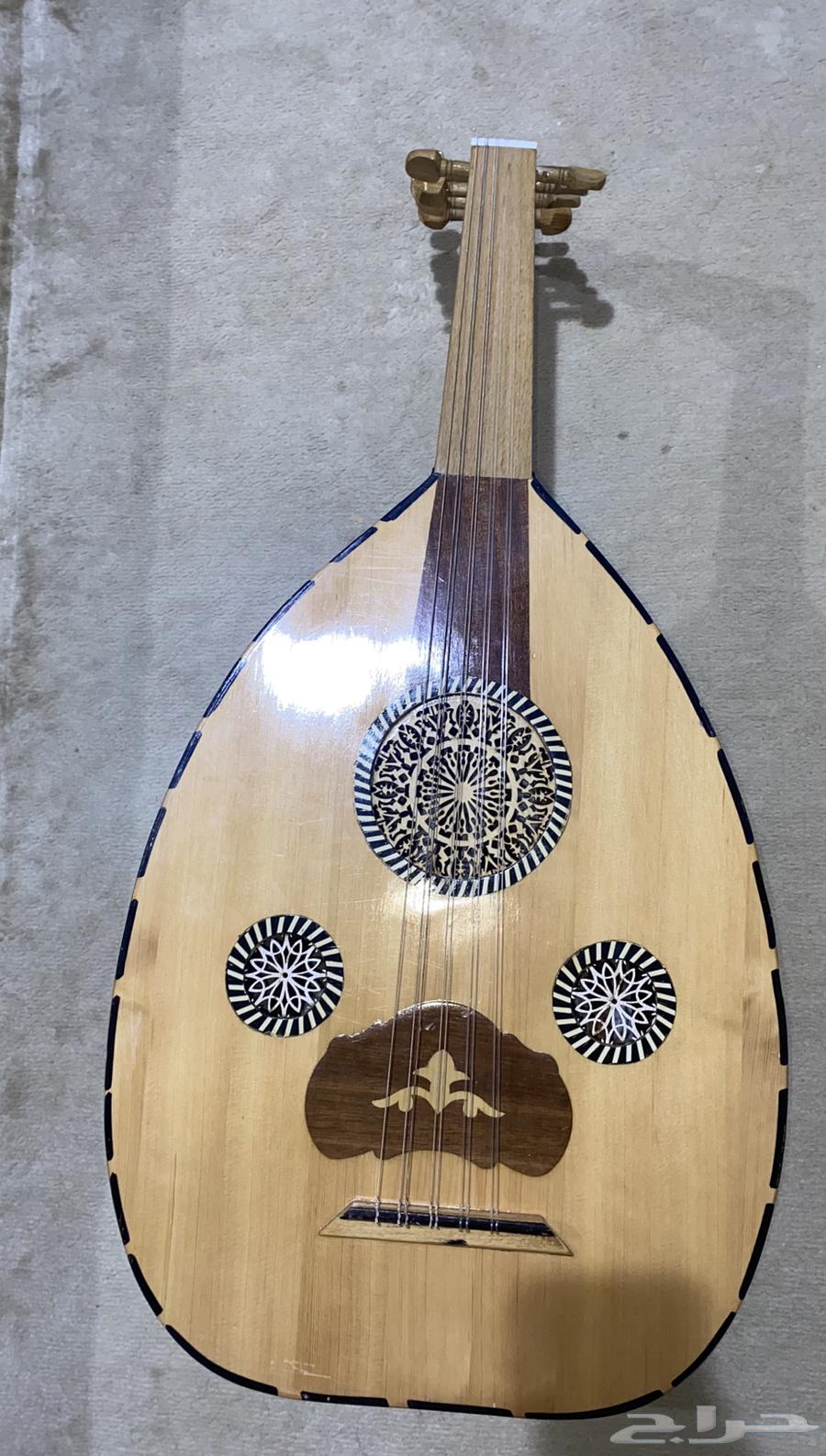 للبيع آلة عزف عود عادي64360696590081110