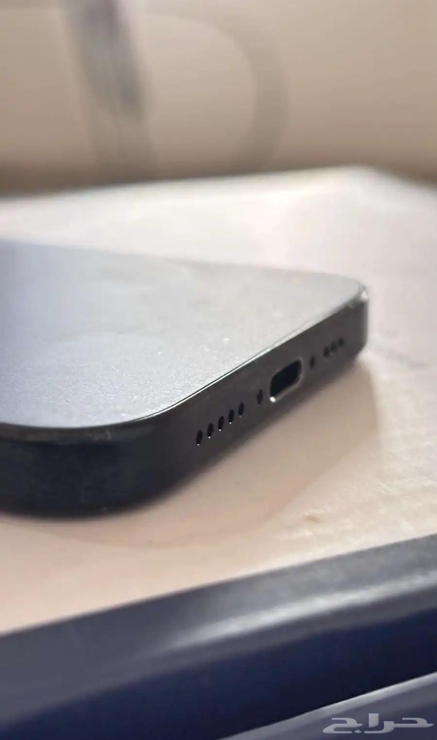 ايفون 15 برو نظيف64361356143233113