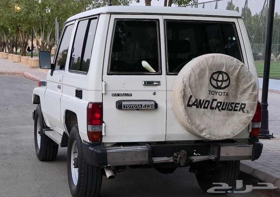 جيب ربع مخزن 199864504846476545112