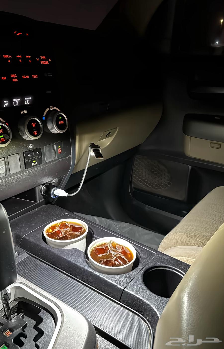 Available USB lamp with creamy color64498145334786111