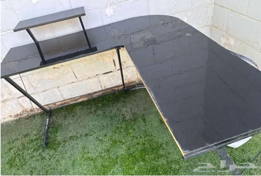 طاوله قيمنق64351881749890110