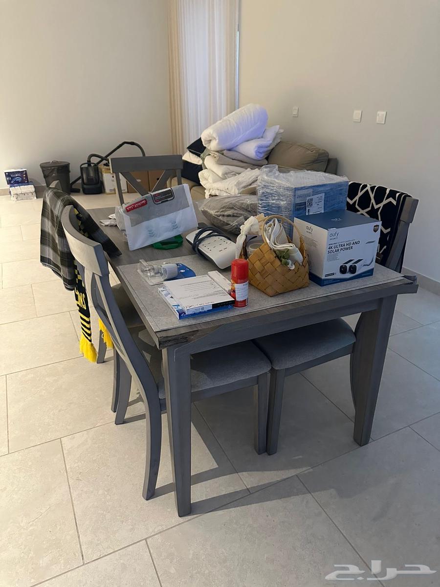 هذا أريكة جديدة وطاولة وكرسي جديدين64358425498497112