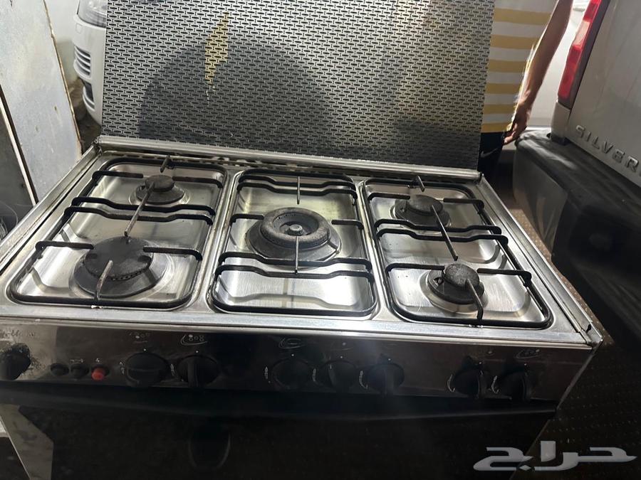 فرن للبيع نضيف ومكيف شباك نضيفة64356150864643111