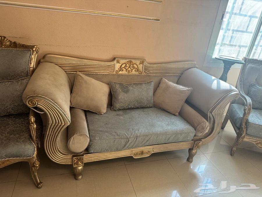 كنب كلاسك خشب مصري. بحاله جيده. 12 شخص . مع الطاولات. 15064350823383809113