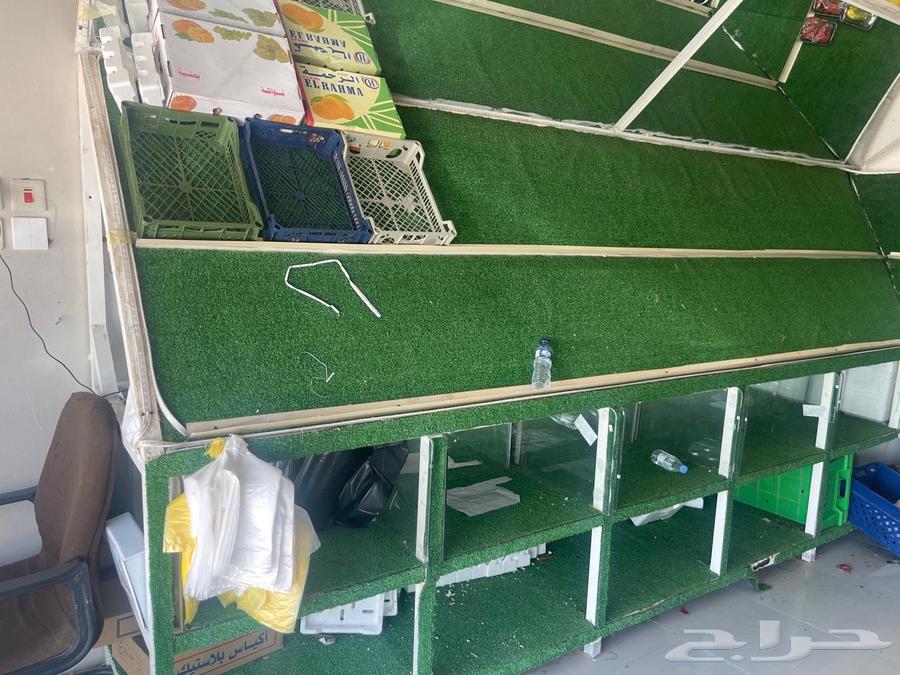 للبيع اغراض محل فواكه وخضار64349820038147110