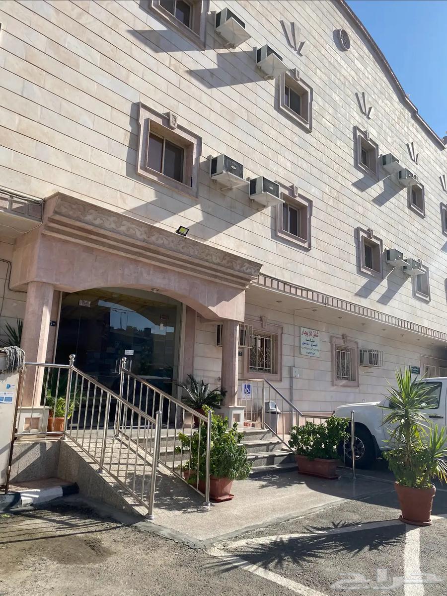Commercial and residential building with furnished apartments, Taif Al-Hulqa for investment63613858364289112