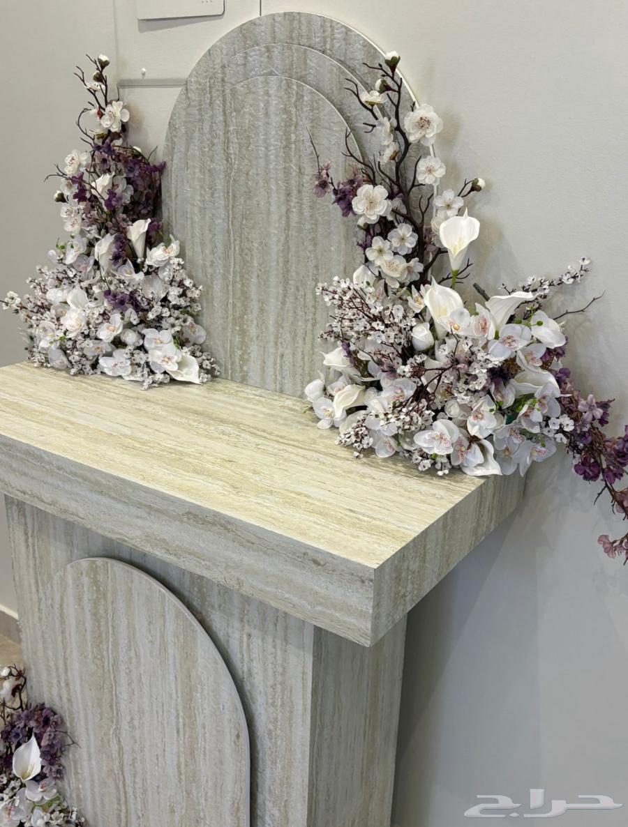 Queen's Network64354179350402113