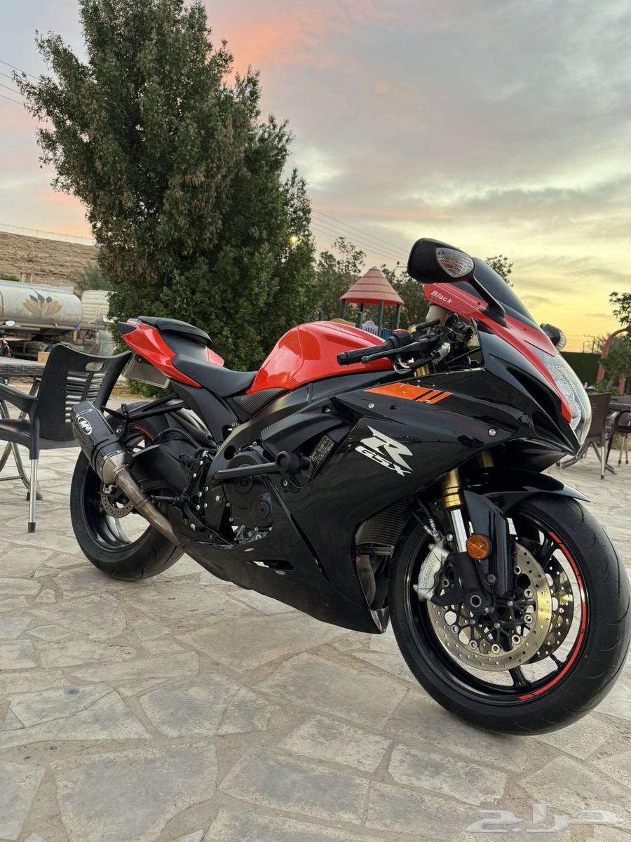 دباب سوزوكي 750 موديل 202264504654513026110