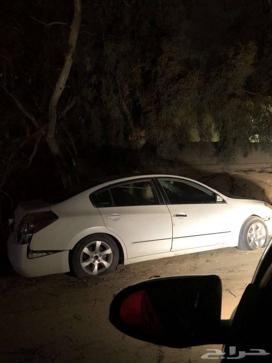 يتوفر قطع التيما 2009 مكينه وابواب وقفل المفتاح64386641301507110