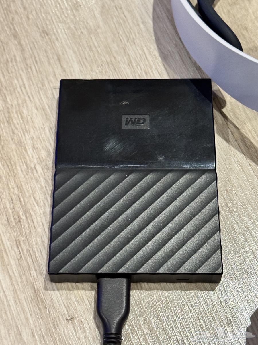 للبيع بلايستيشن 5 نظيف مع ملحقات64362453779715111