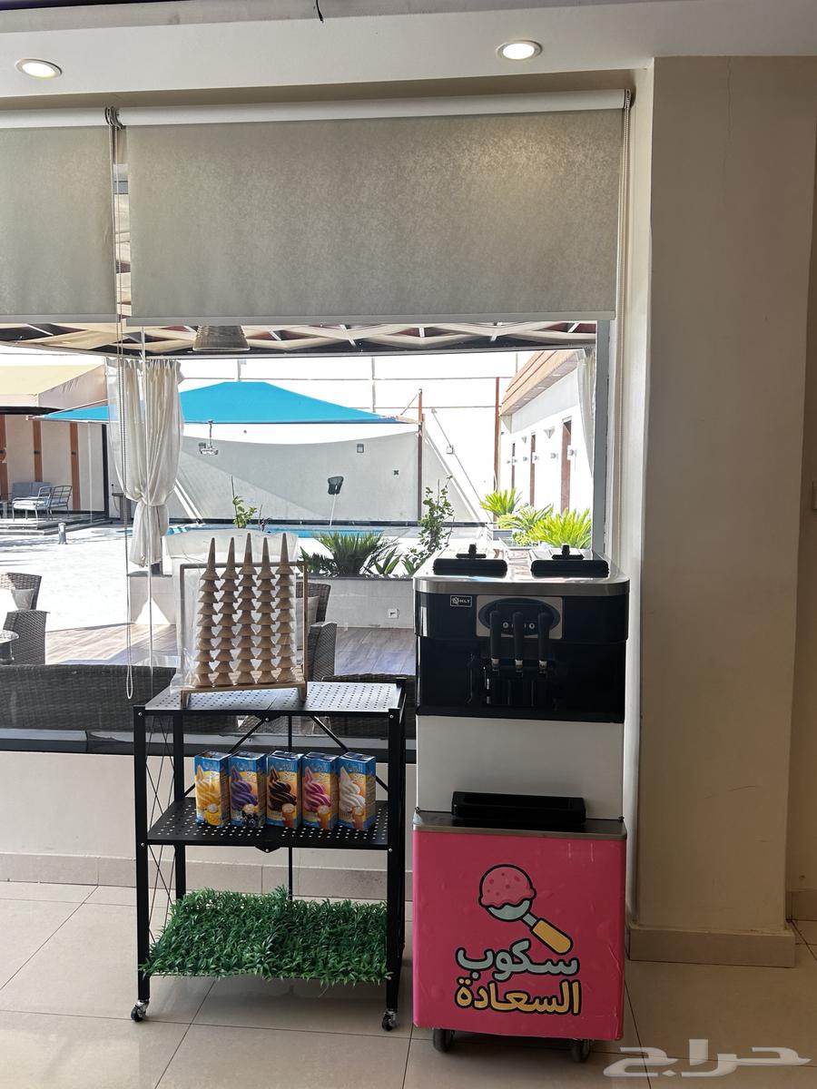 مكينة ايسكريم كبيرة للايجار الشهري64505411924353110