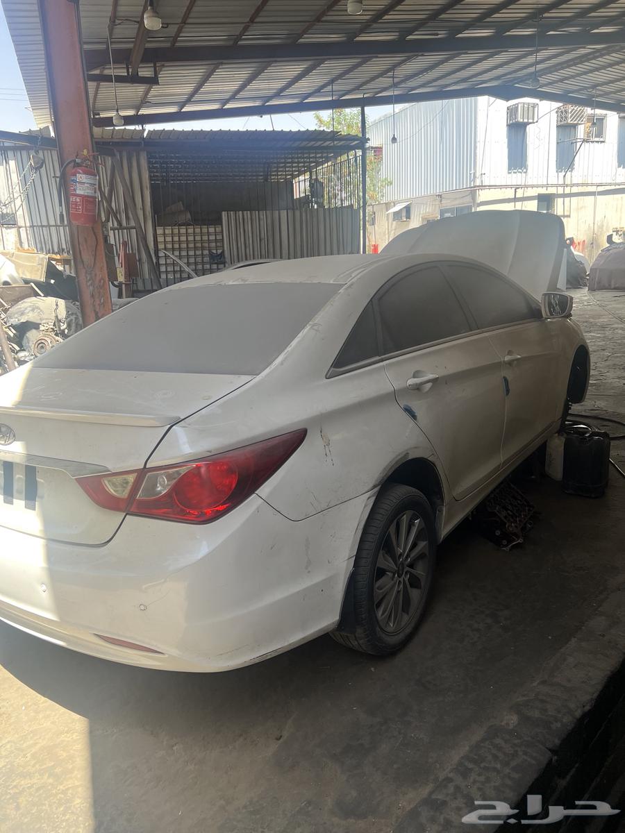 السلام عليكم للبيع السياره هوانداي بدون مكينه64507025744259112