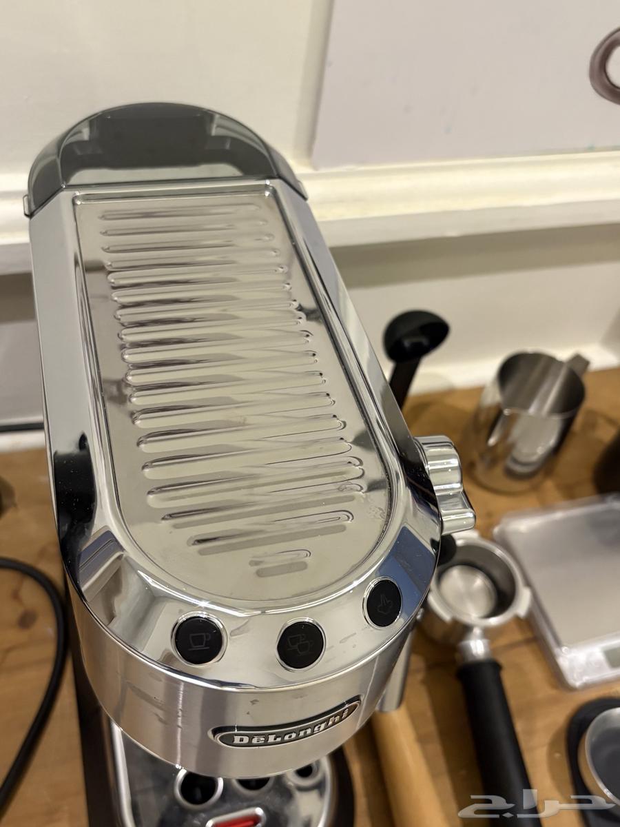 ماكينة قهوة ديلونجي ديديكا لون فضي64351851718529112
