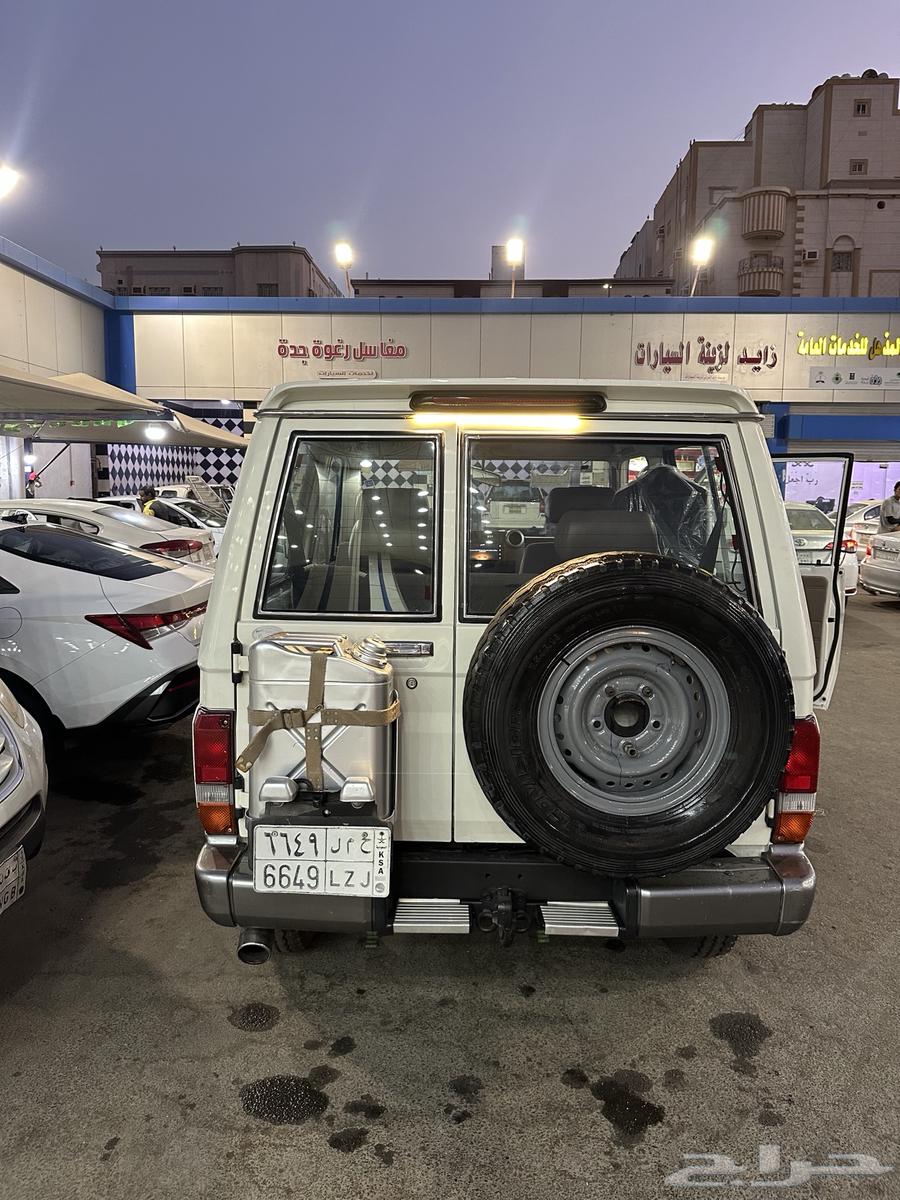 جيب ربع 201664505889225857113