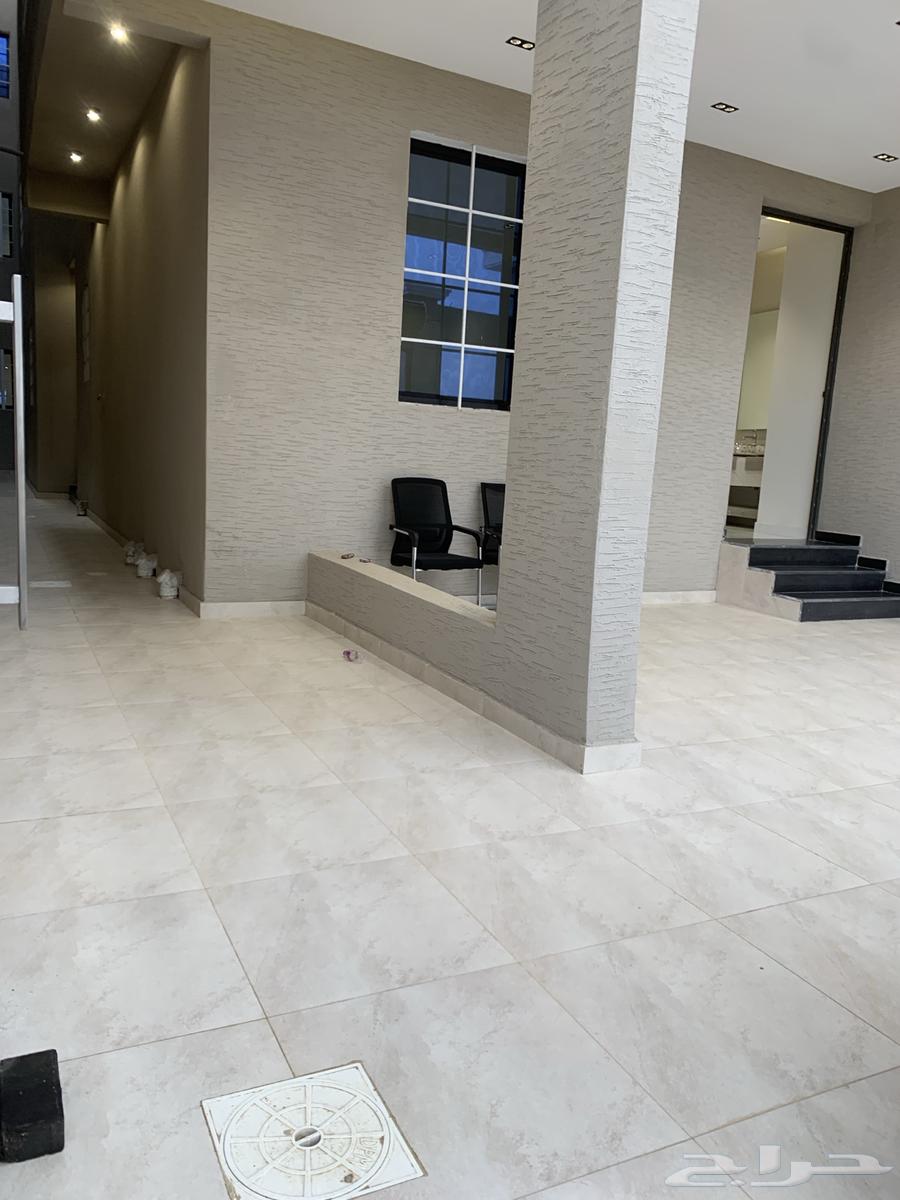 For sale, ground and upper floor apartments with roof, Khamis Mushait, Al Tahlia neighborhood63613864122881113