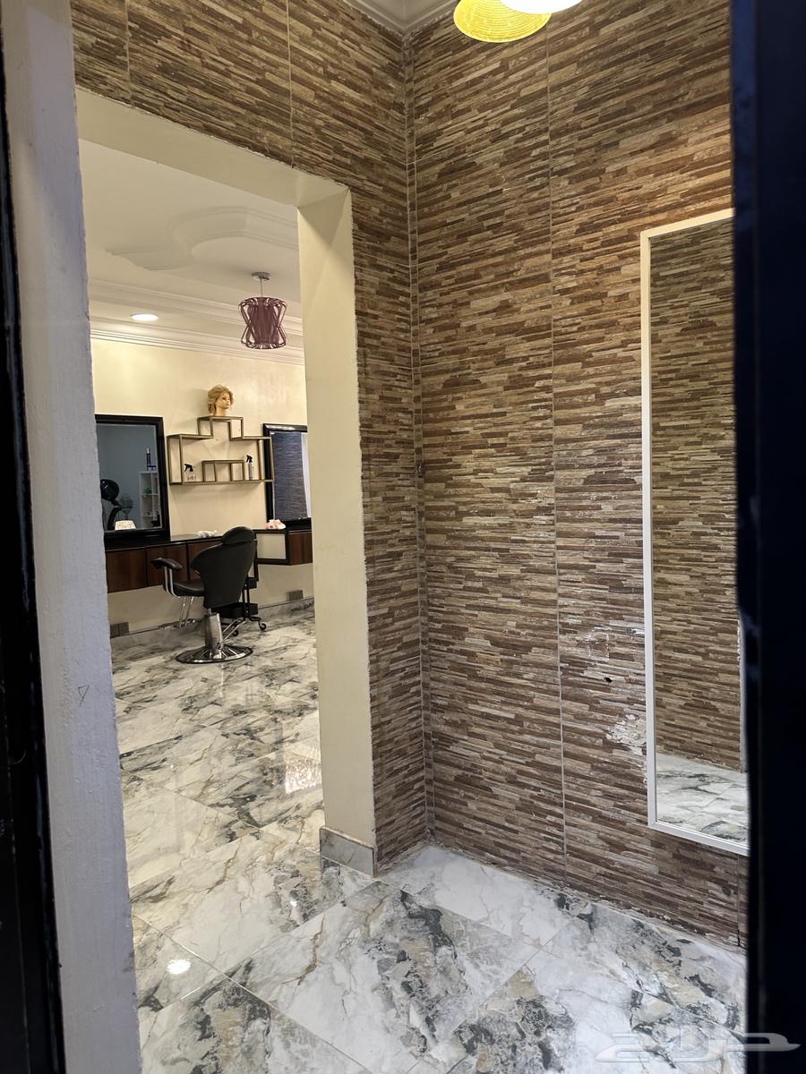 Female beauty salon for transfer63613865946625113
